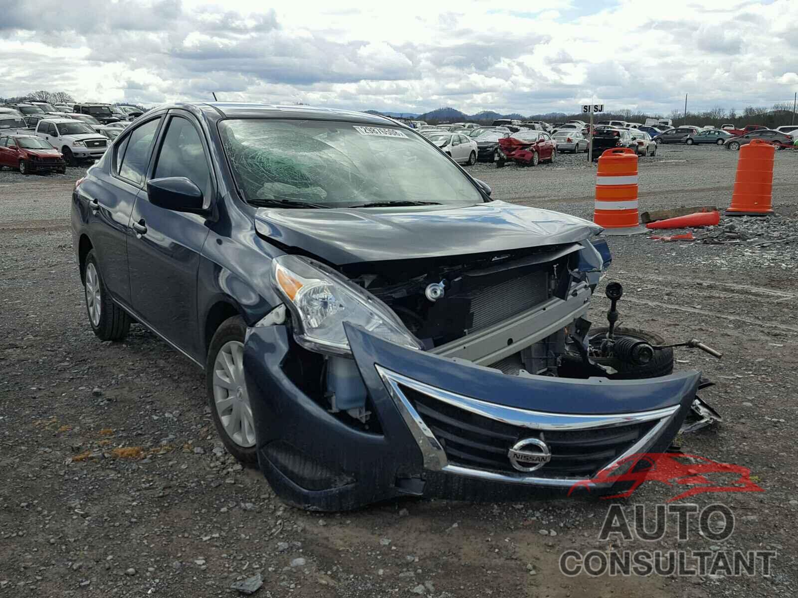NISSAN VERSA 2017 - 3N1CN7AP0HL900479