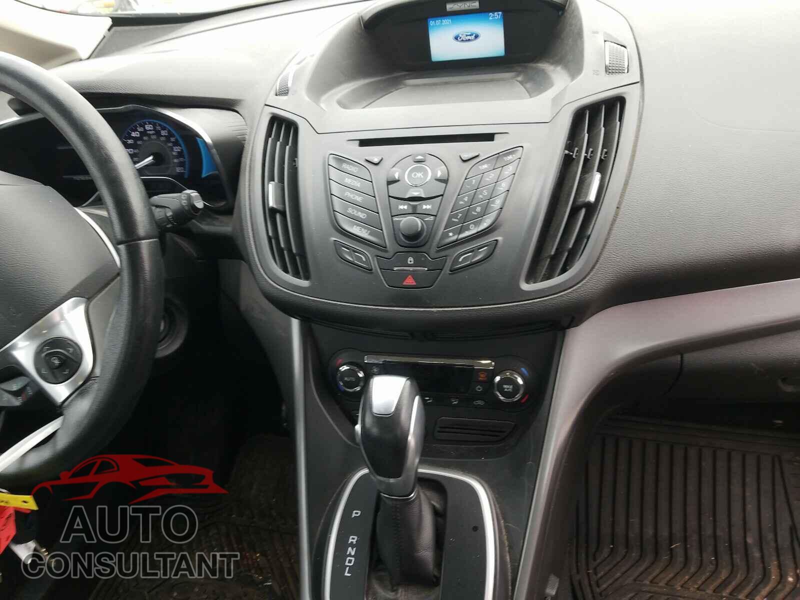 FORD CMAX 2015 - 5YJ3E1EB0JF081096