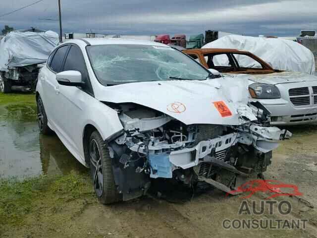 FORD FOCUS 2016 - 1FADP3L99GL362982