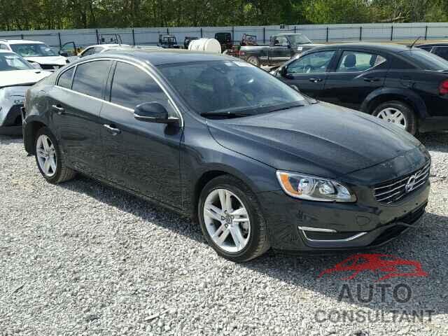 VOLVO S60 2015 - YV140MFB2F1316482