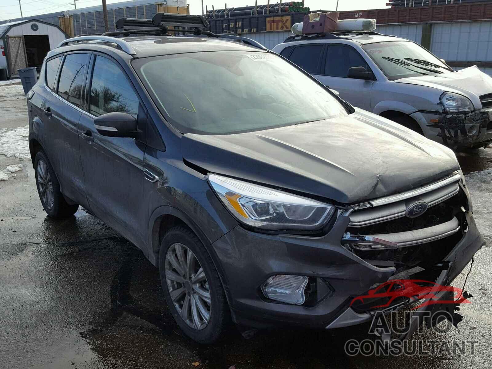 FORD ESCAPE 2017 - 1FMCU9J94HUD59113