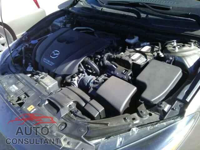MAZDA 3 2017 - 3MZBN1W34HM127678