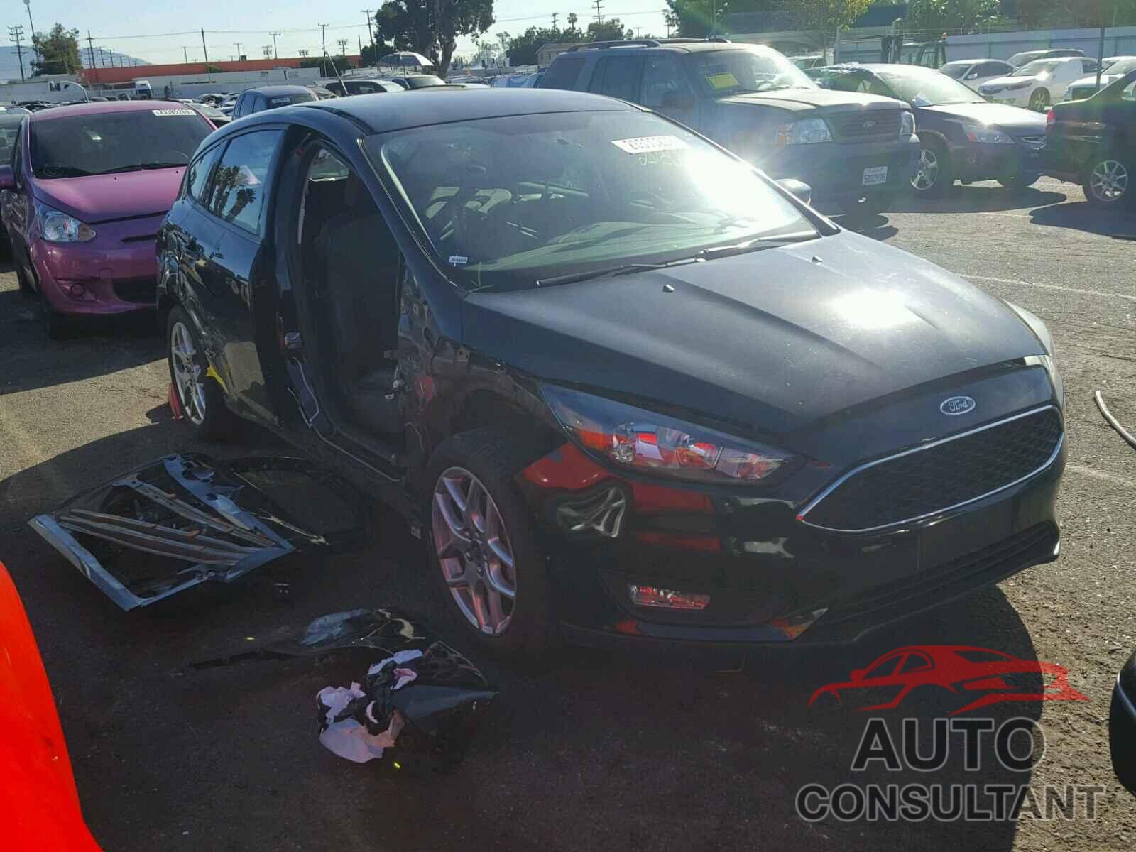 FORD FOCUS 2015 - 1FADP3K24FL306497