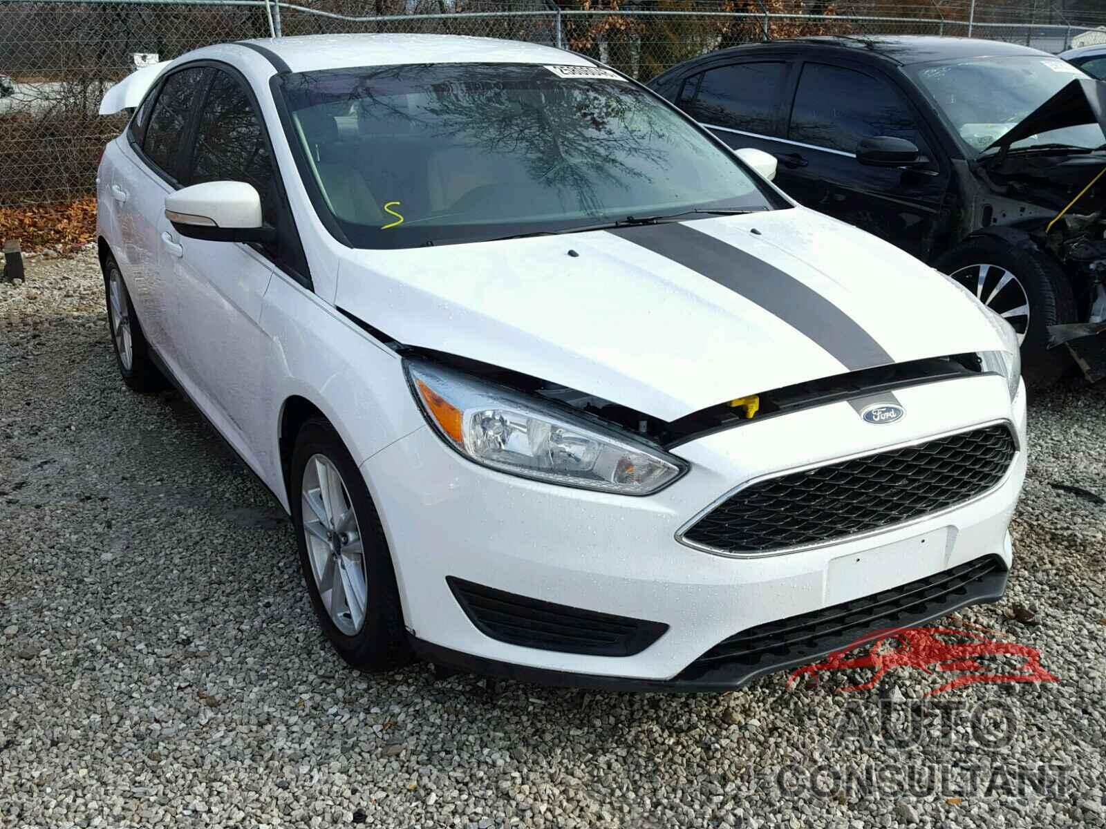 FORD FOCUS 2015 - 1FADP3F29FL261454