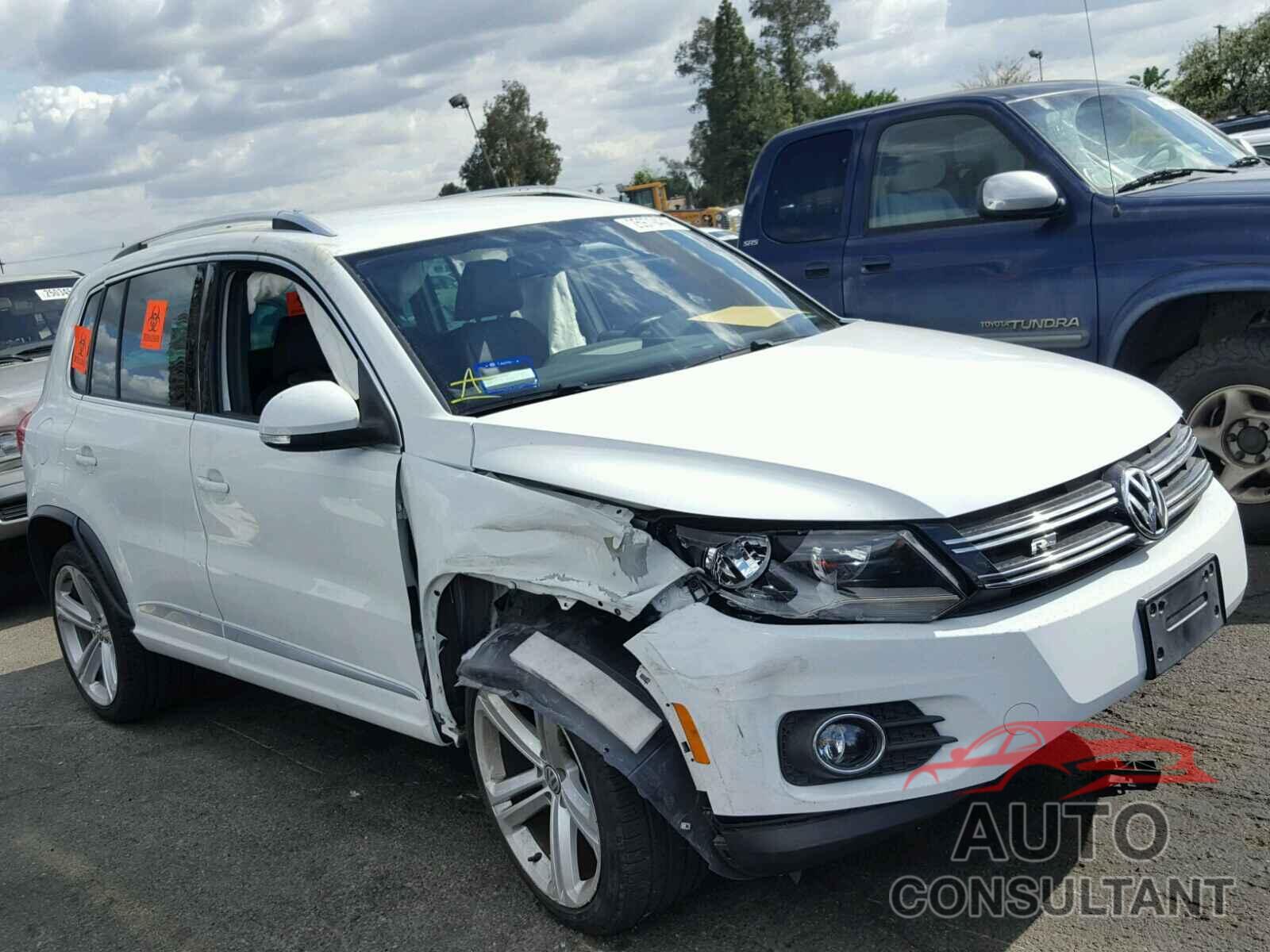 VOLKSWAGEN TIGUAN 2016 - WVGAV7AX2GW006959