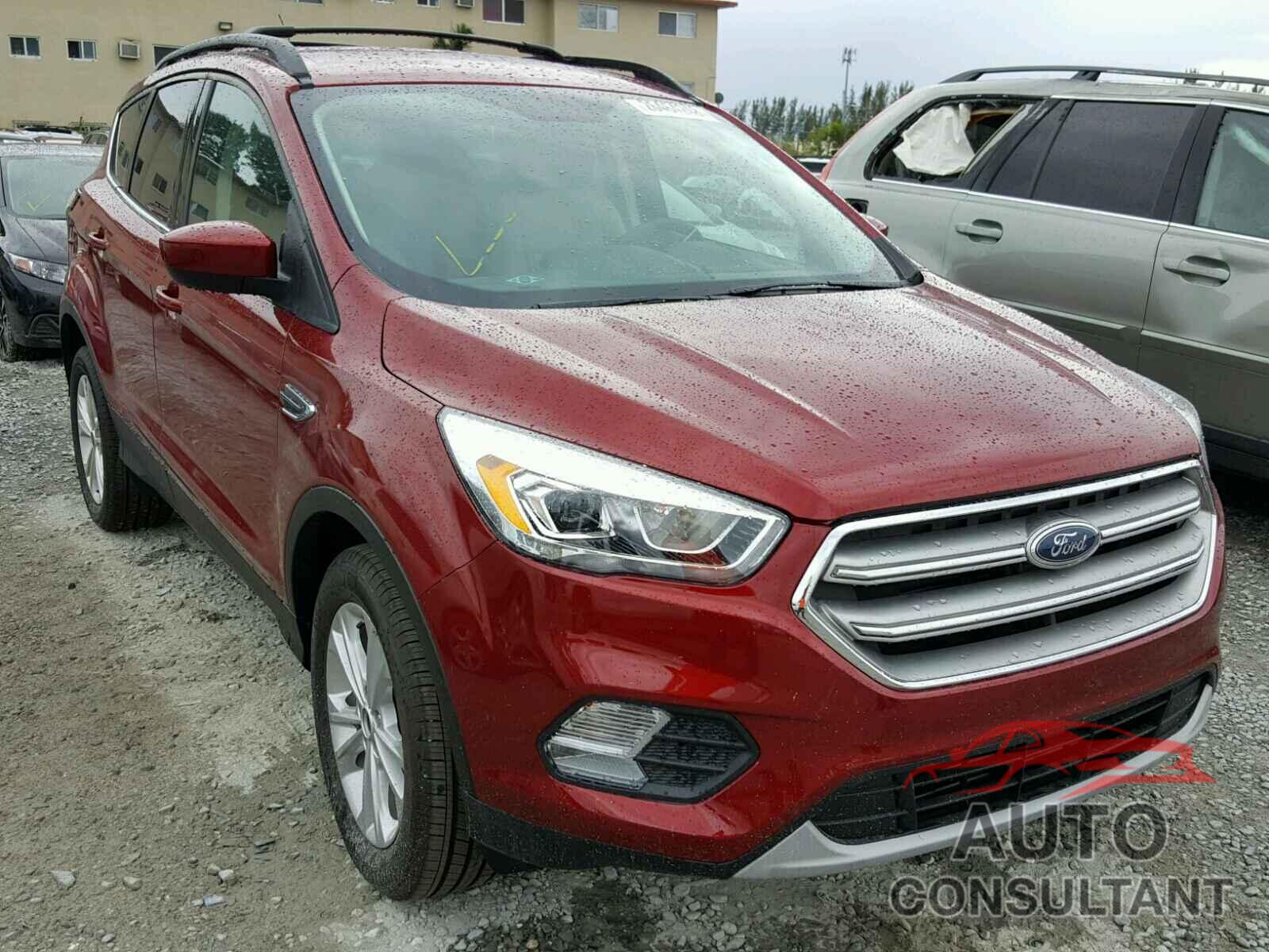 FORD ESCAPE 2017 - 1FMCU9GD7HUF00624