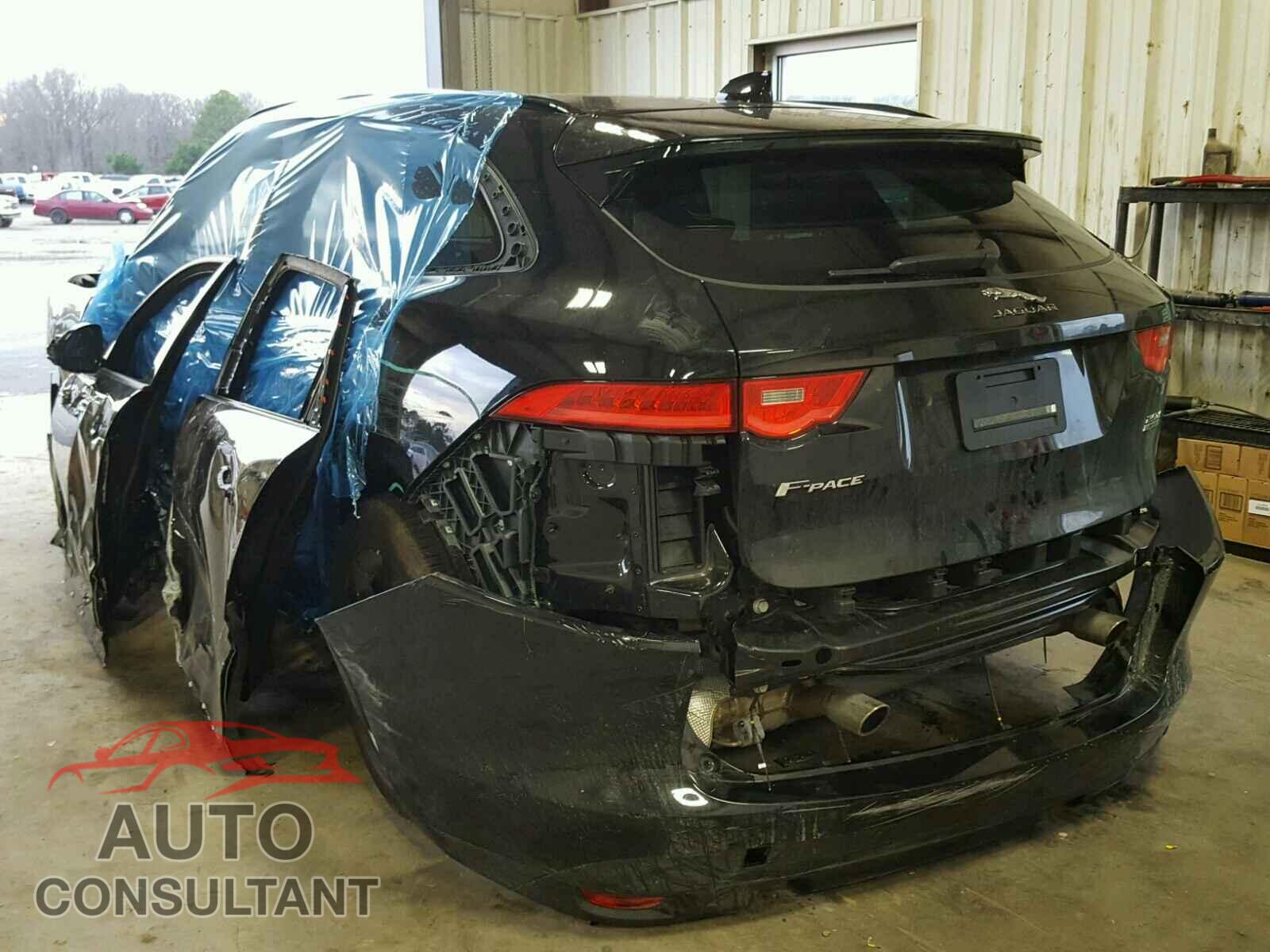 JAGUAR F-PACE 2018 - SADCJ2FXXJA260741