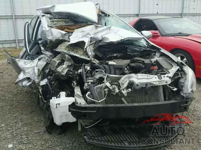 TOYOTA COROLLA 2015 - 5YFBURHE3FP205831