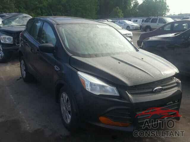 FORD ESCAPE 2015 - 1FMCU0F71FUA21992