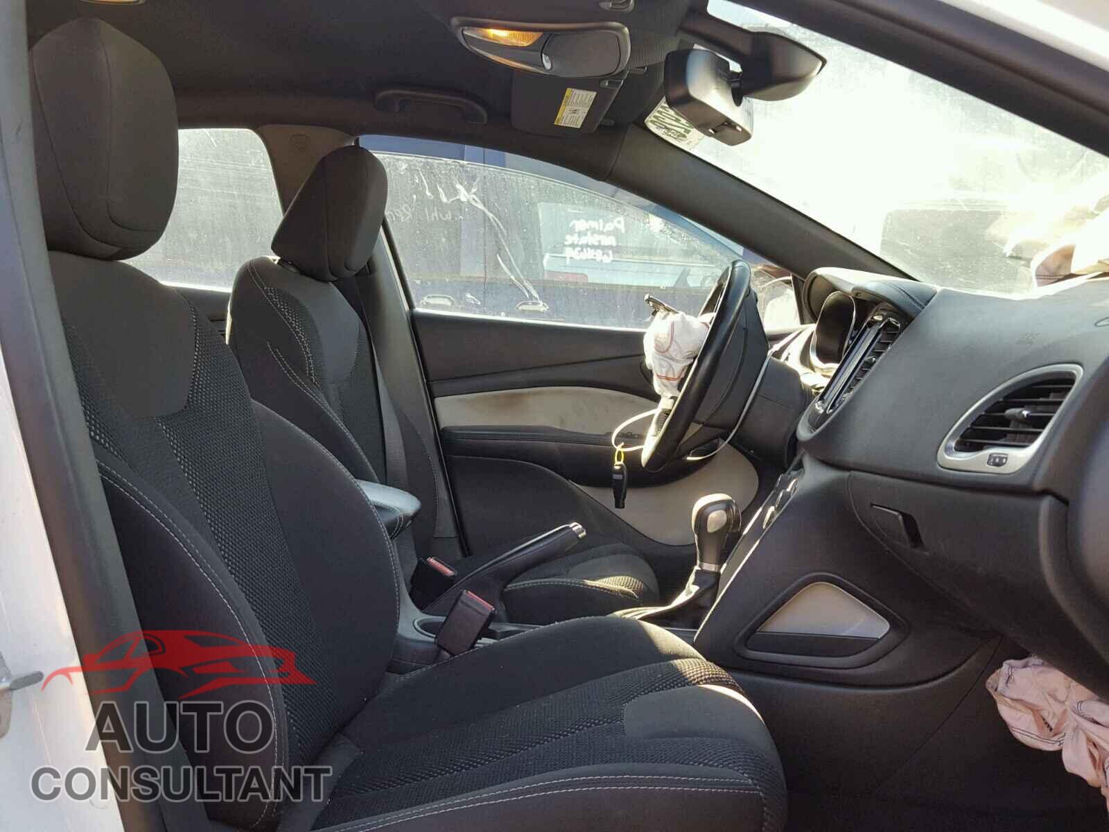 DODGE DART 2015 - 1C3CDFBB5FD405585