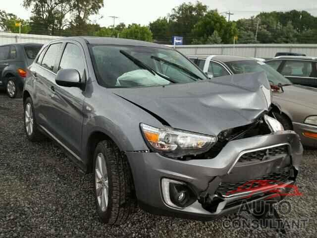 MITSUBISHI OUTLANDER 2015 - 4A4AR4AU7FE004120