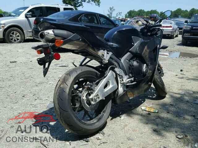 HONDA CBR CYCLE 2015 - JH2PC4009FK800961