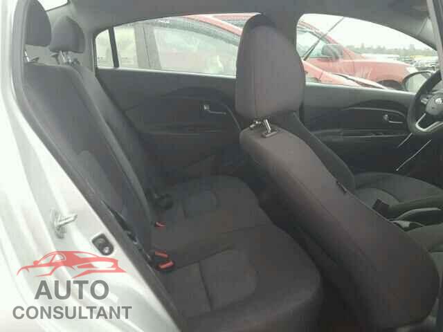 KIA RIO 2015 - KNADM4A33F6449018