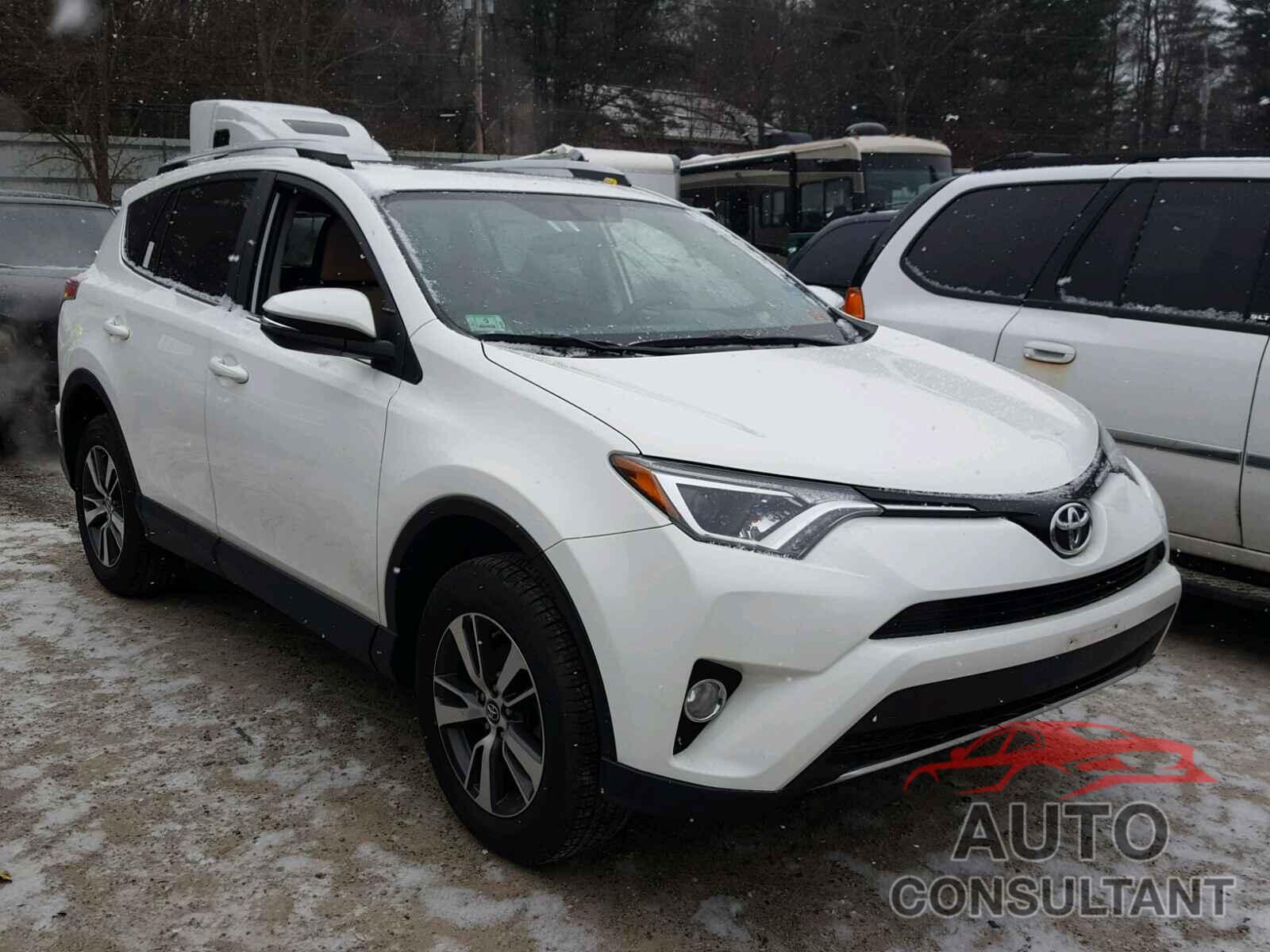 TOYOTA RAV4 2016 - JTMWFREV8GJ075969