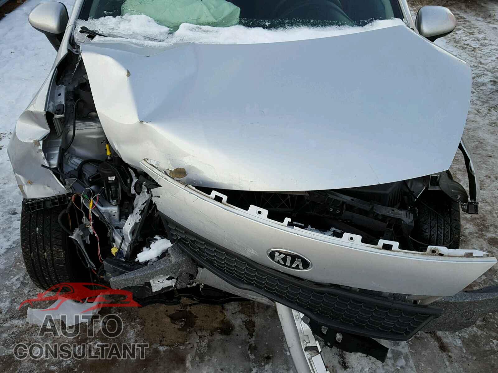KIA RIO 2016 - KNADM4A30G6555167