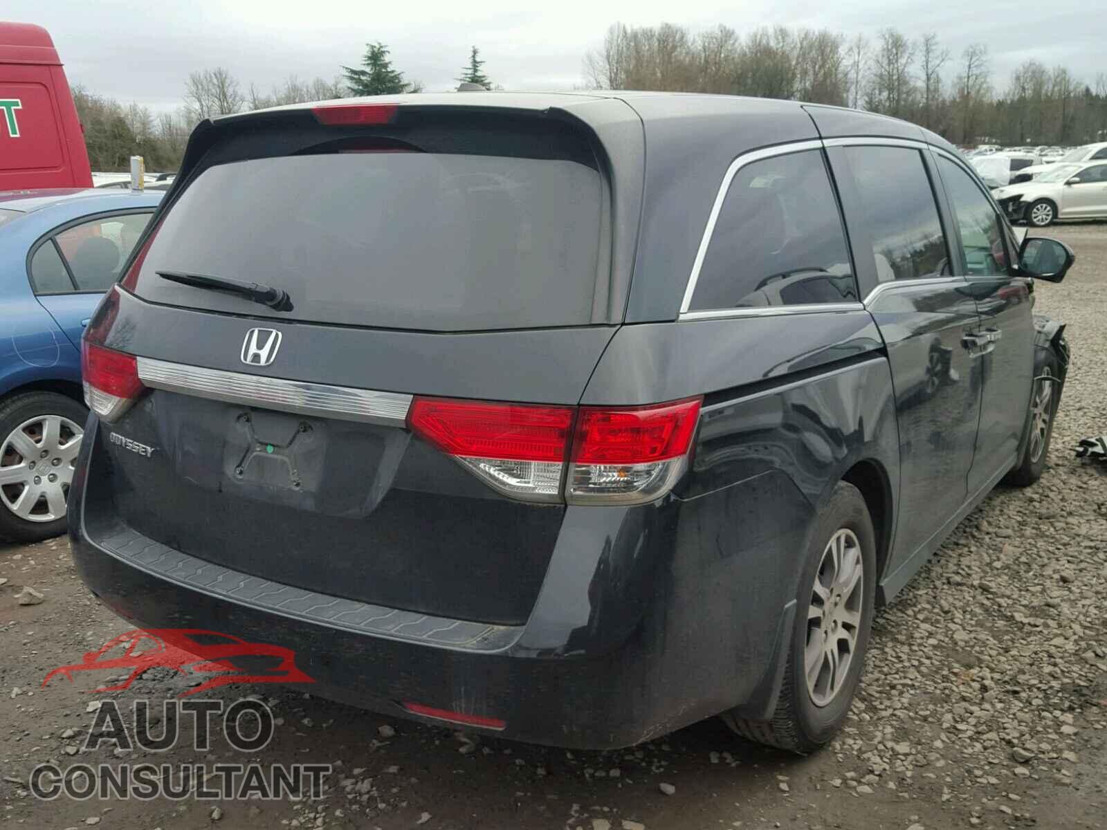 HONDA ODYSSEY 2015 - 5FNRL5H66FB018971