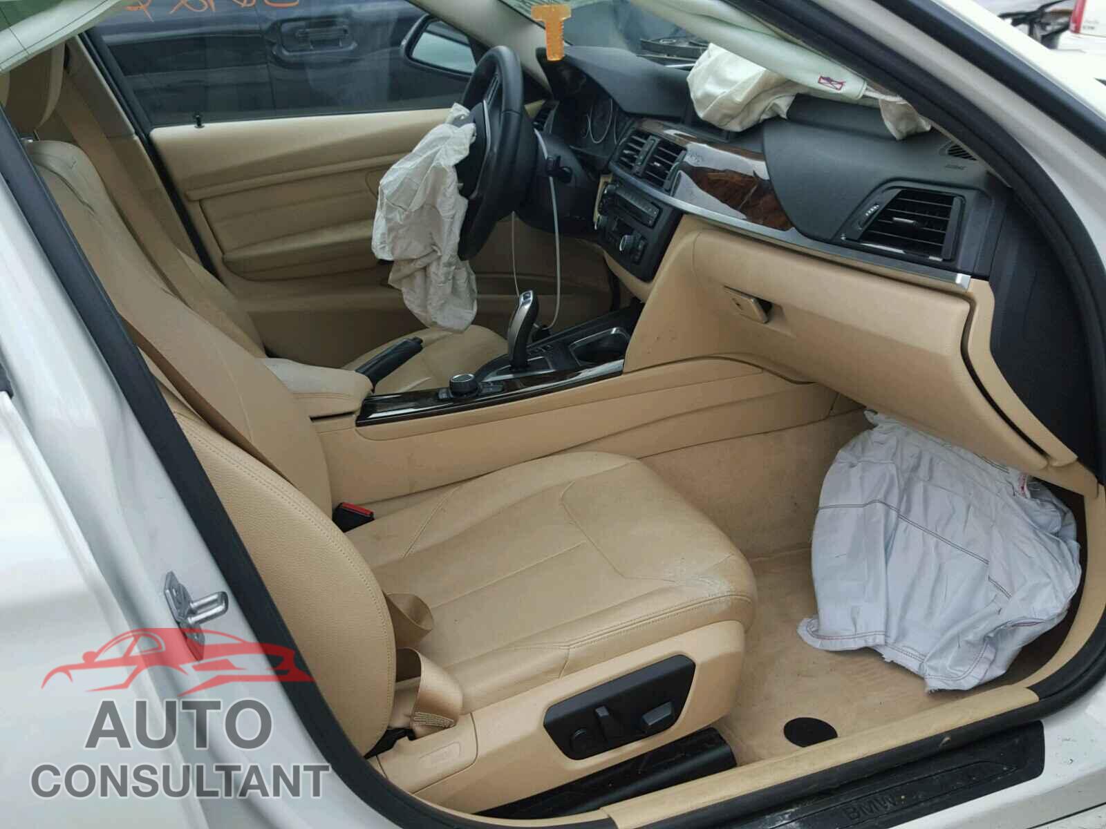 BMW 3 SERIES 2015 - WBA3A5C59FF609122