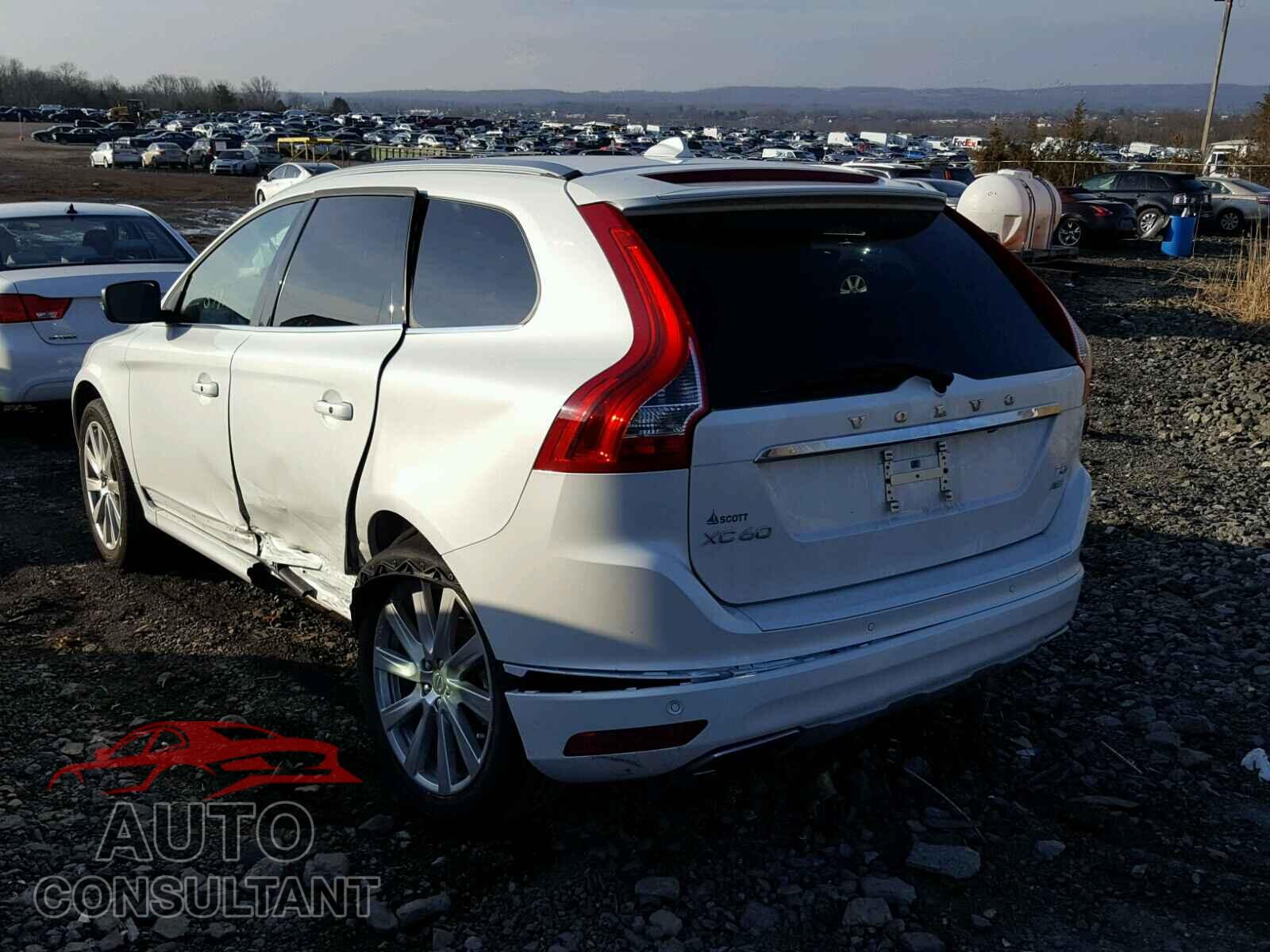 VOLVO XC60 2017 - YV440MRU7H2130465