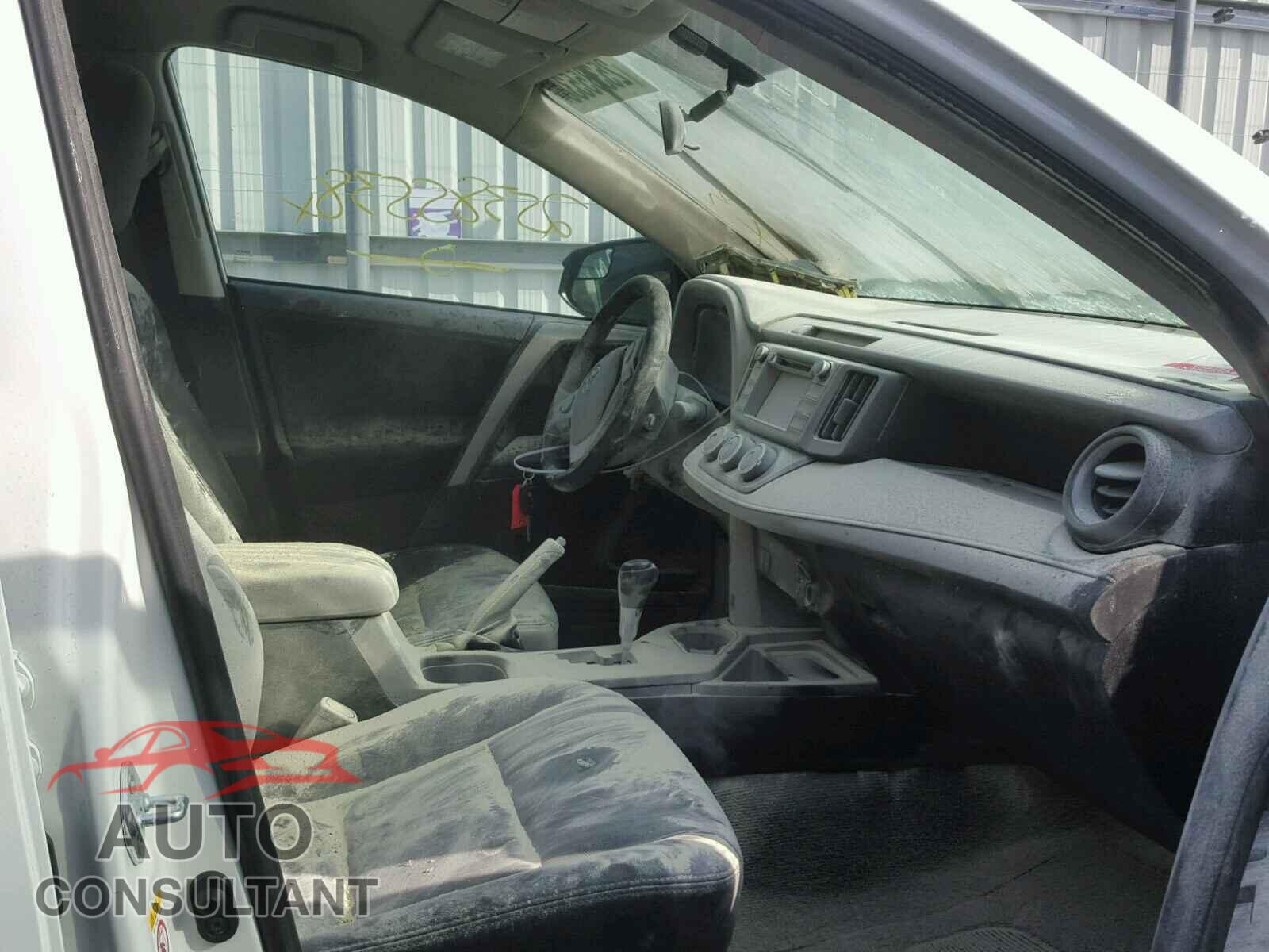 TOYOTA RAV4 2016 - 2T3BFREV5GW446120