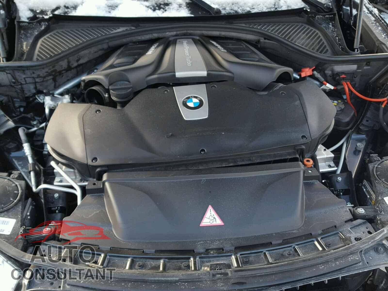 BMW X5 2015 - 5UXKR6C51F0J77673