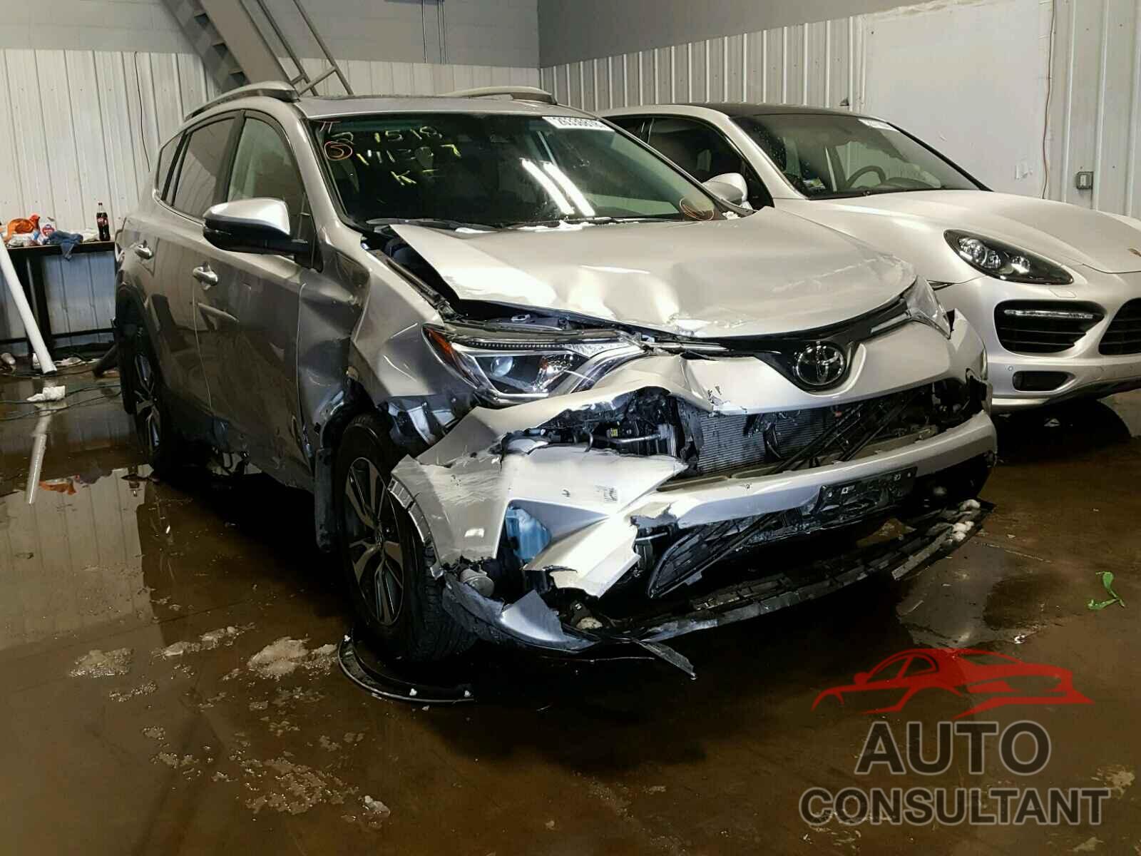 TOYOTA RAV4 2017 - 2T3RFREVXHW684027