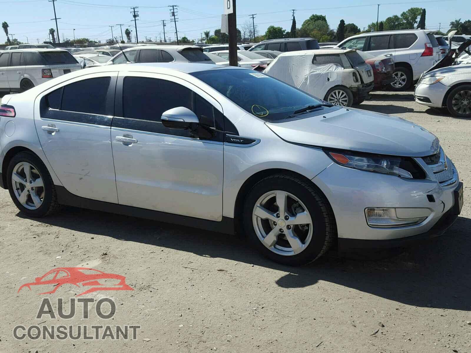 CHEVROLET VOLT 2013 - 1G1RH6E48DU117380