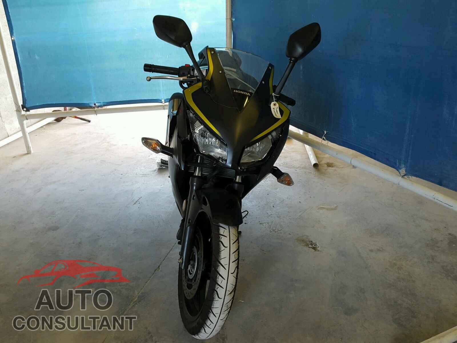 HONDA CBR CYCLE 2015 - MLHNC5155F5101015