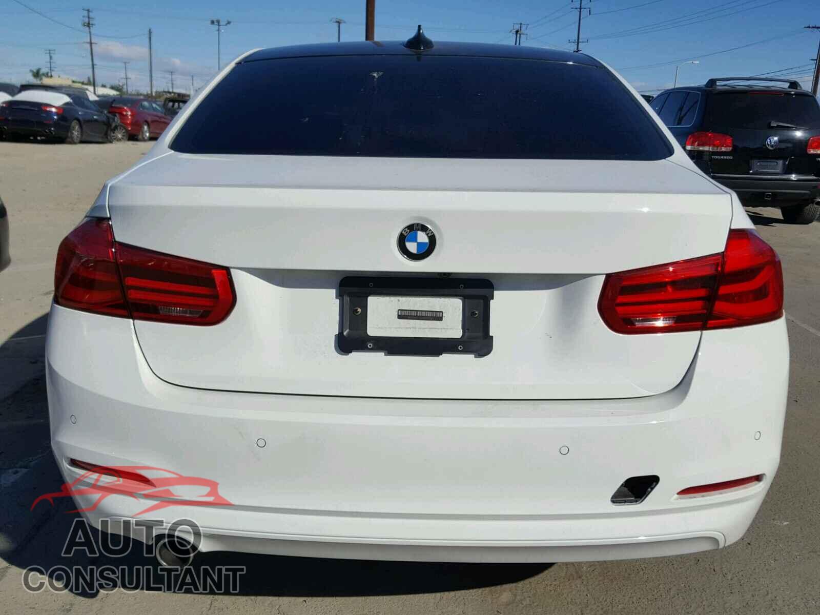 BMW 3 SERIES 2017 - WBA8E1G31HNU17908
