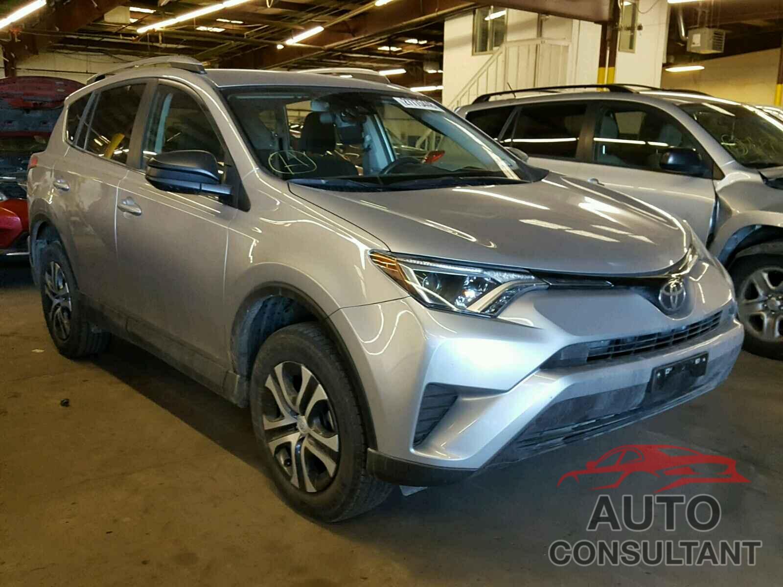 TOYOTA RAV4 2017 - 2T3ZFREVXHW355585