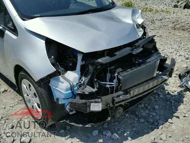 KIA RIO 2015 - KNADM4A38F6448267