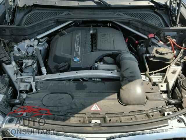 BMW X5 2015 - 5UXKR2C55F0H37707