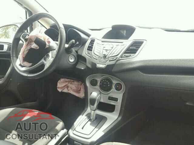 FORD FIESTA 2016 - 3FADP4EJ5GM122405