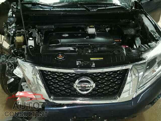 NISSAN PATHFINDER 2016 - 5N1AR2MM6GC638342