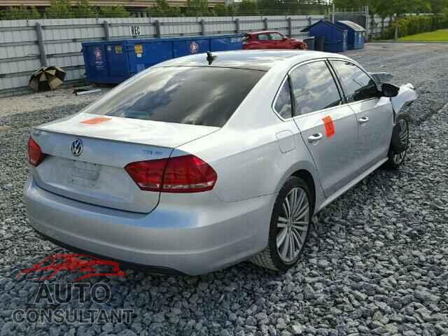 VOLKSWAGEN PASSAT 2015 - 1VWBT7A35FC107132