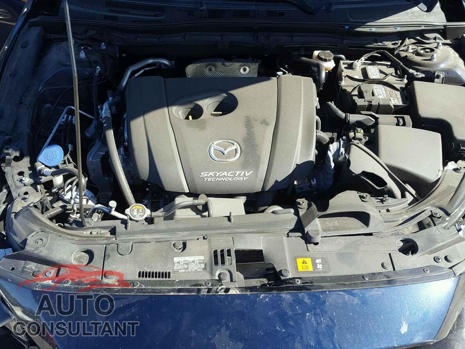 MAZDA 3 2017 - 3MZBN1U79HM105410