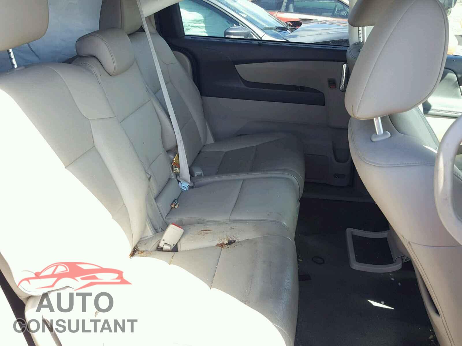 HONDA ODYSSEY 2015 - 5FNRL5H69FB063676