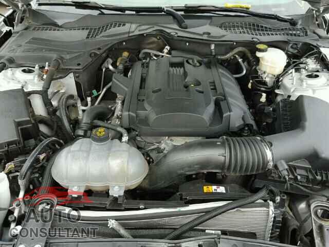FORD MUSTANG 2015 - 1FA6P8TH0F5365818