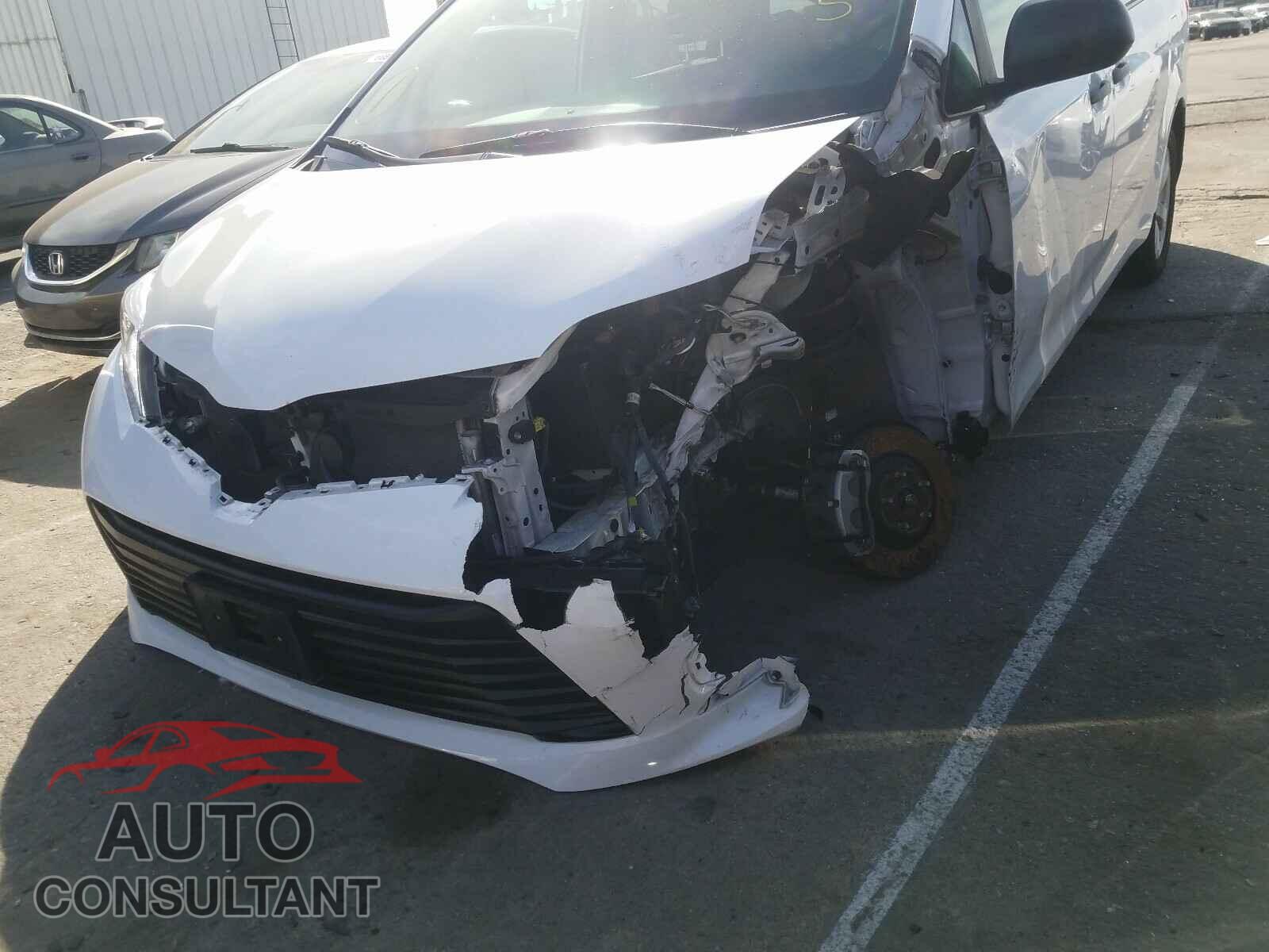 TOYOTA SIENNA 2020 - 5TDZZ3DC3LS044014