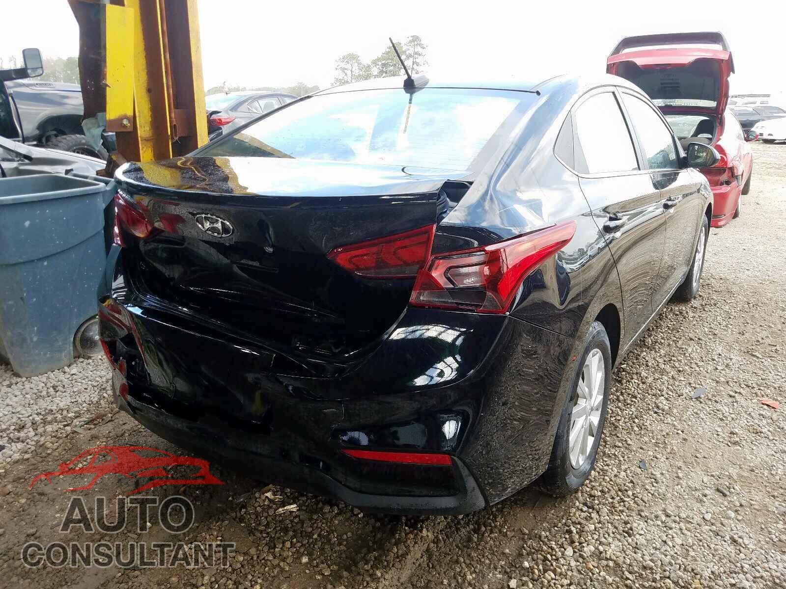 HYUNDAI ACCENT 2019 - 3KPC24A33KE056337