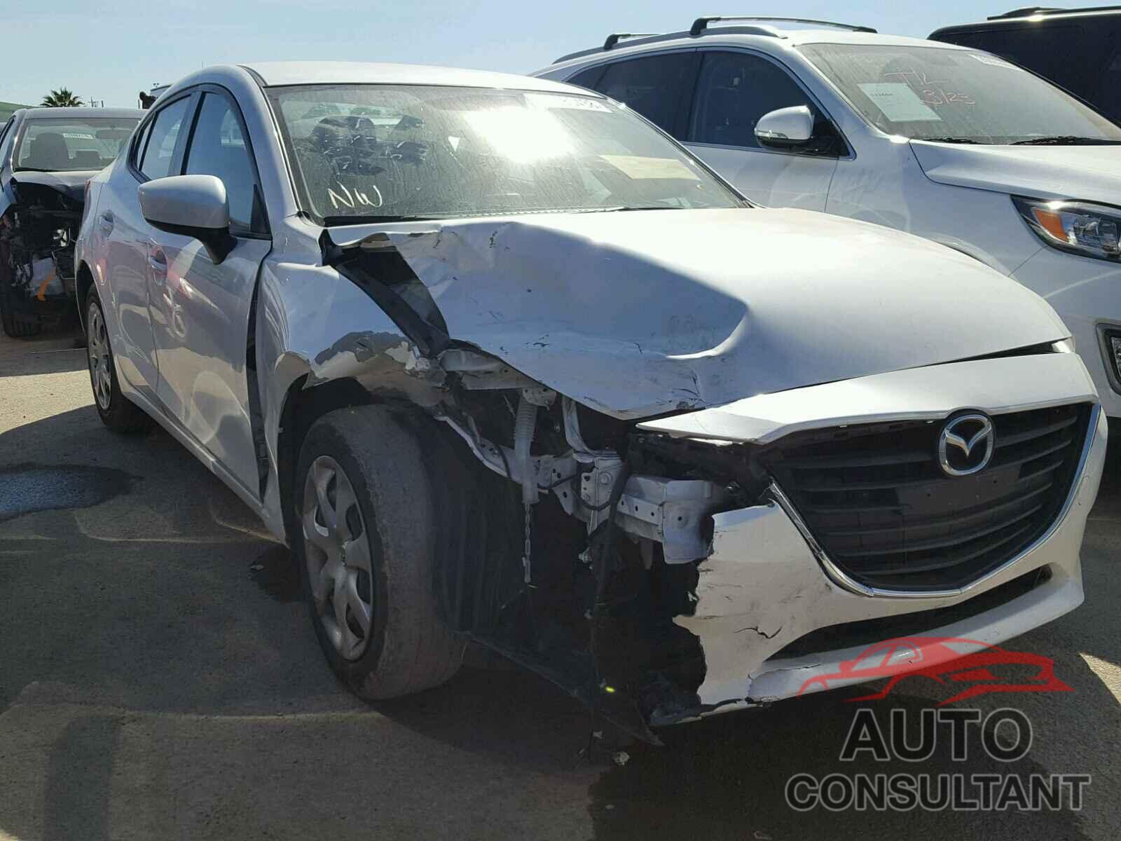 MAZDA 3 2015 - JM1BM1U77F1267097