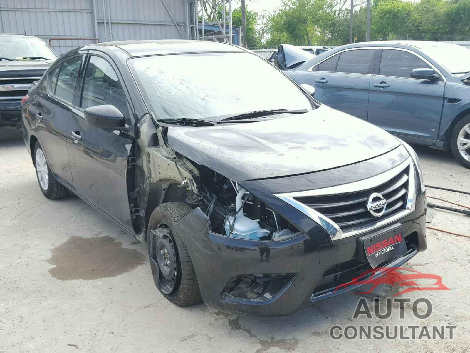 NISSAN VERSA 2018 - 3N1CN7AP4JL809706