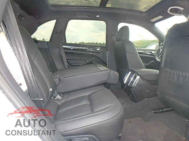 PORSCHE CAYENNE 2015 - WP1AB2A22FLA56425