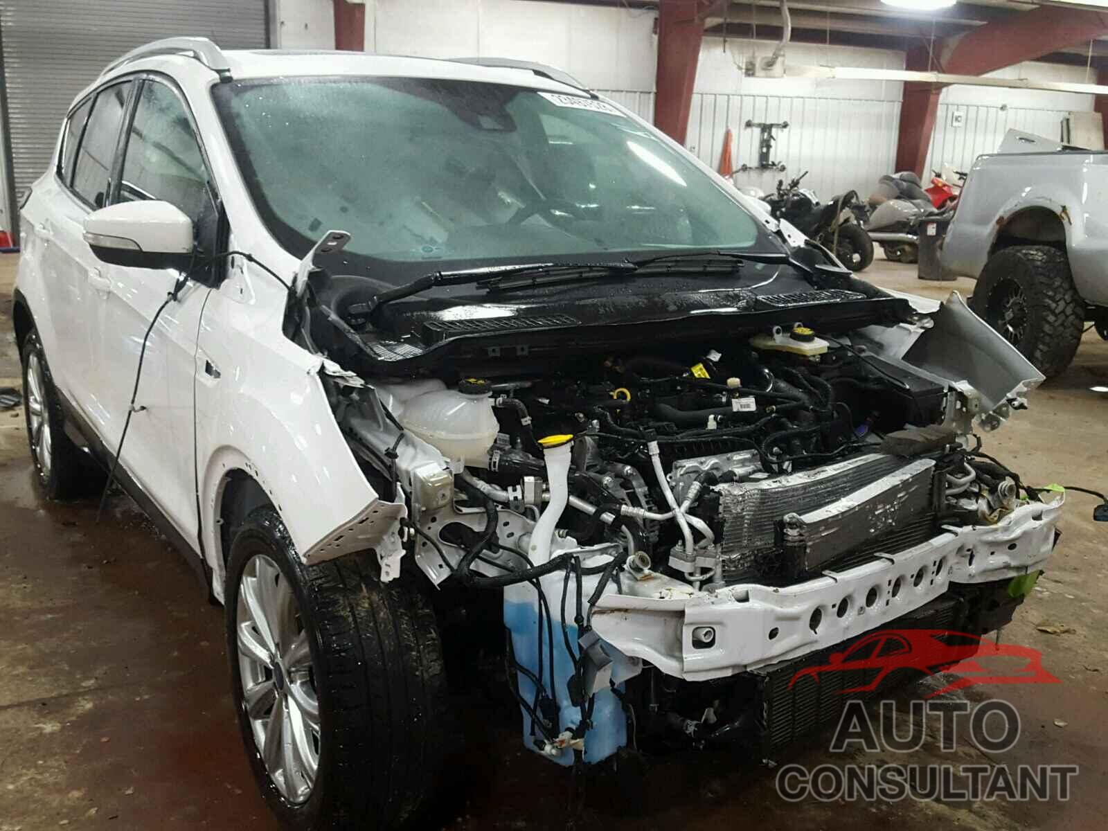 FORD ESCAPE 2017 - 1FMCU0JD5HUB21092