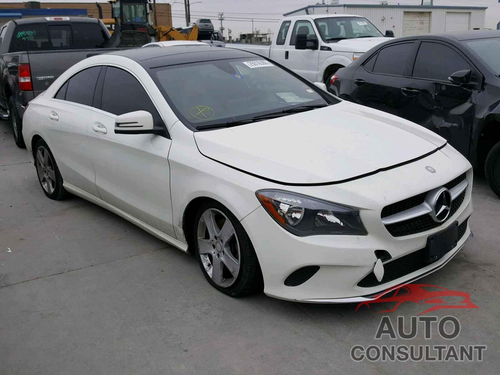 MERCEDES-BENZ CLA 250 2017 - WDDSJ4EB0HN435497