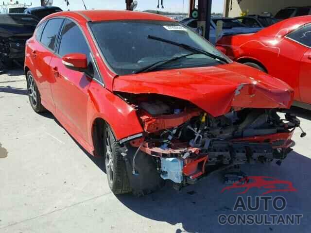 FORD FOCUS 2015 - 1FADP3K2XFL361245