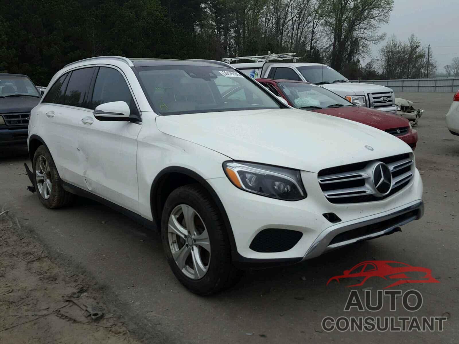 MERCEDES-BENZ GLC300 2017 - WDC0G4KB5HF151274