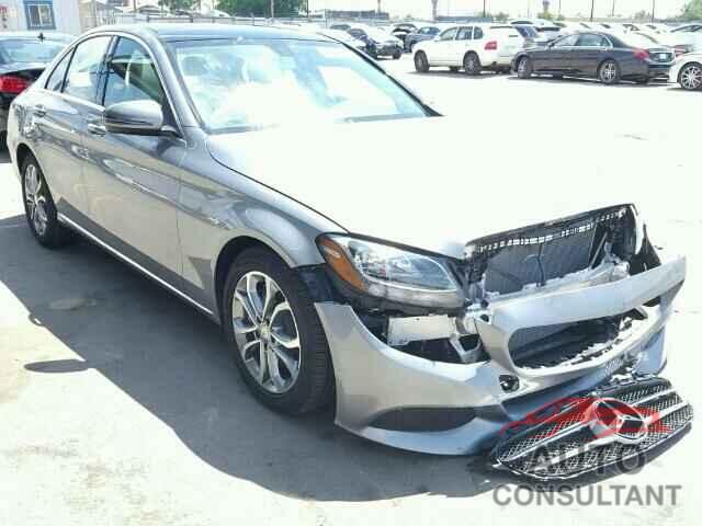 MERCEDES-BENZ C300 2016 - 55SWF4JBXGU164091