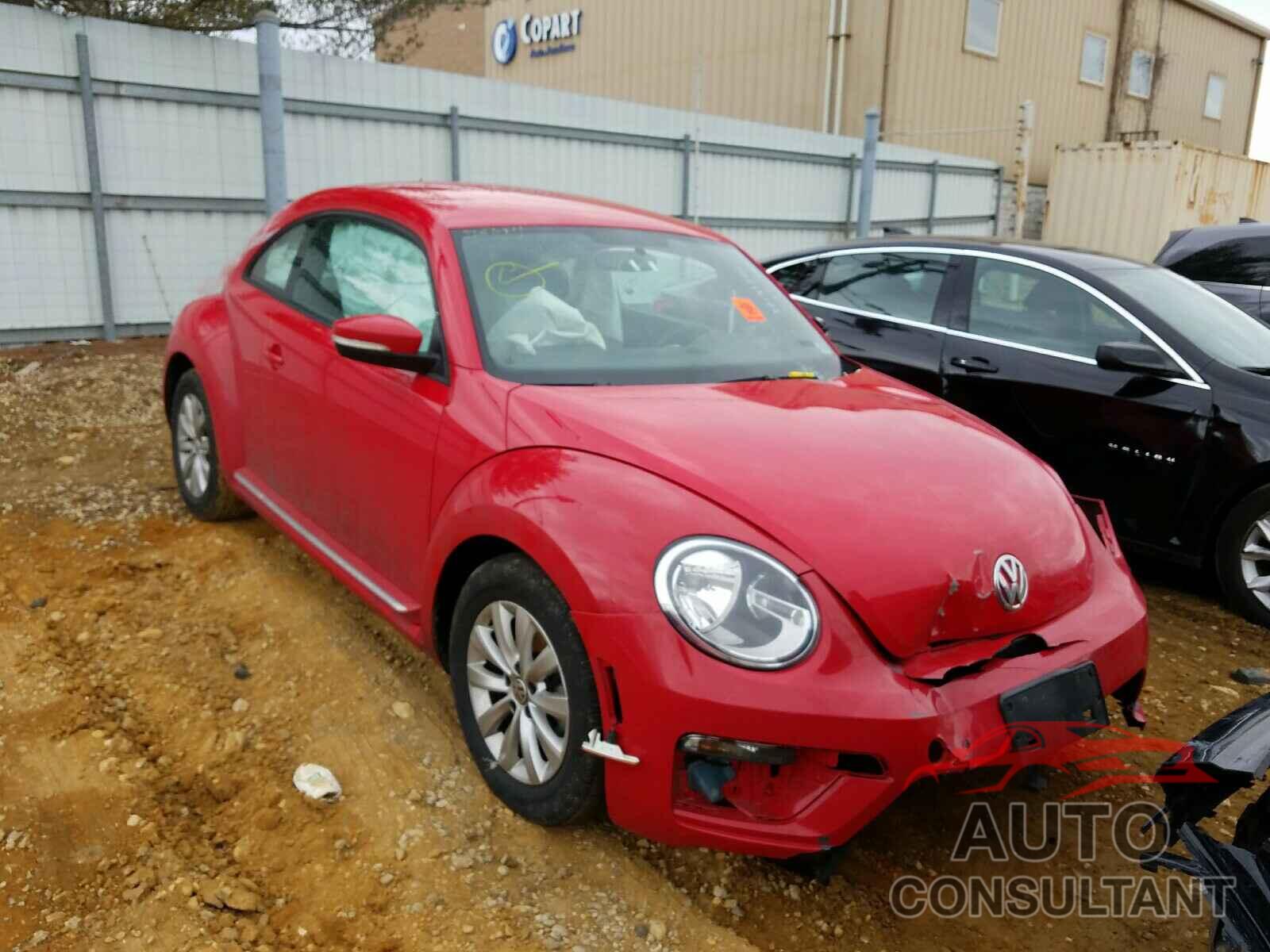 VOLKSWAGEN BEETLE 2019 - 3VWFD7AT2KM709008