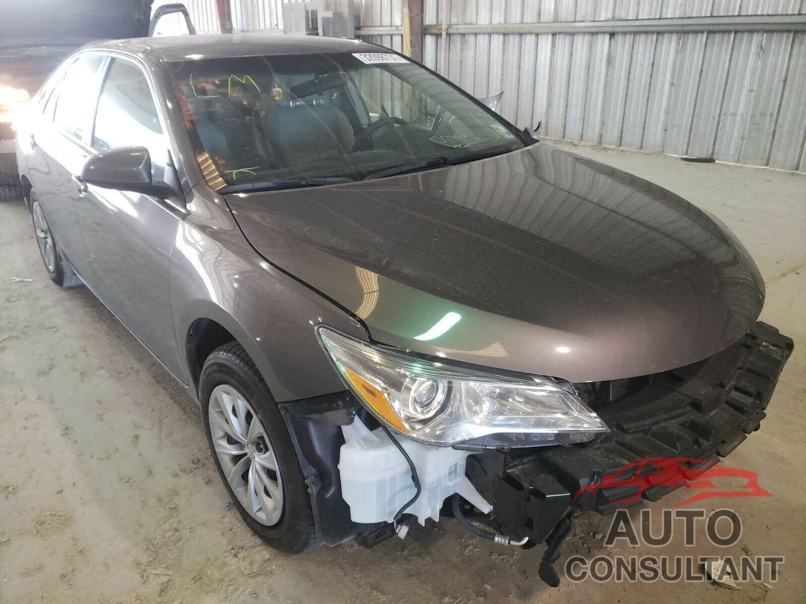 TOYOTA CAMRY 2017 - 5TDYZ3DC5KS018430