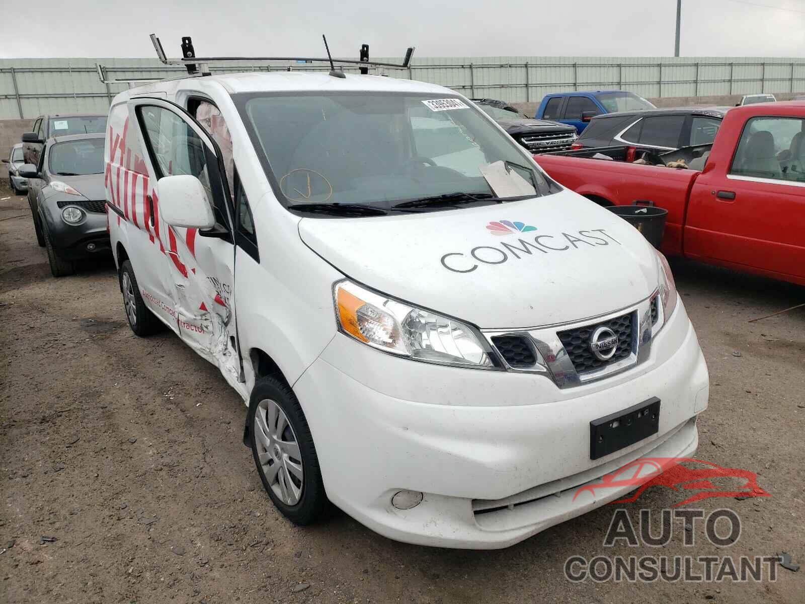 NISSAN NV 2017 - 3N6CM0KN8HK716740